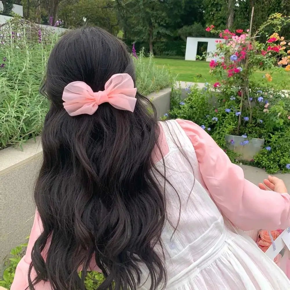 莉香：自称28岁的纯爱怪兽